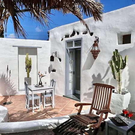 Casita Aloe In By Interhome Apartman Uga