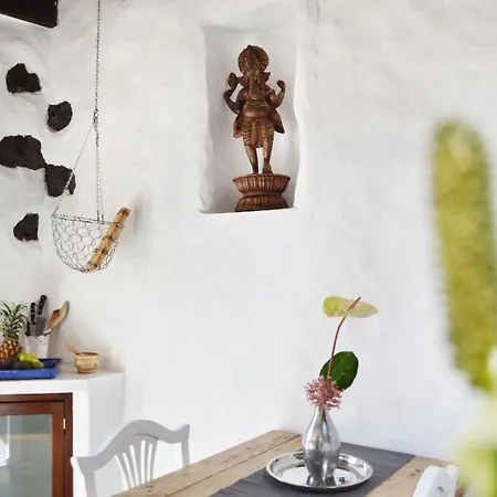 Casita Aloe In By Interhome شقة Uga